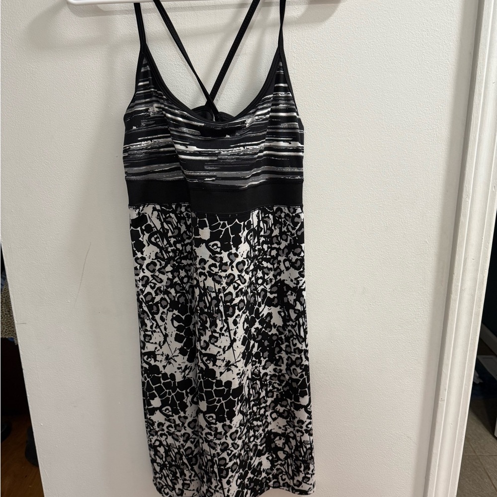 Lola Black White Abstract‎ Print Cami Dress Women's Small Crisscross Back